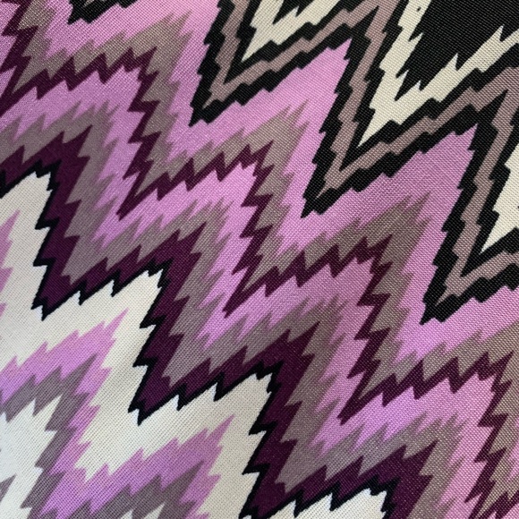 Snap Asymmetrical one shoulder mini dress / top purple Chevron print, size S - Picture 7 of 7